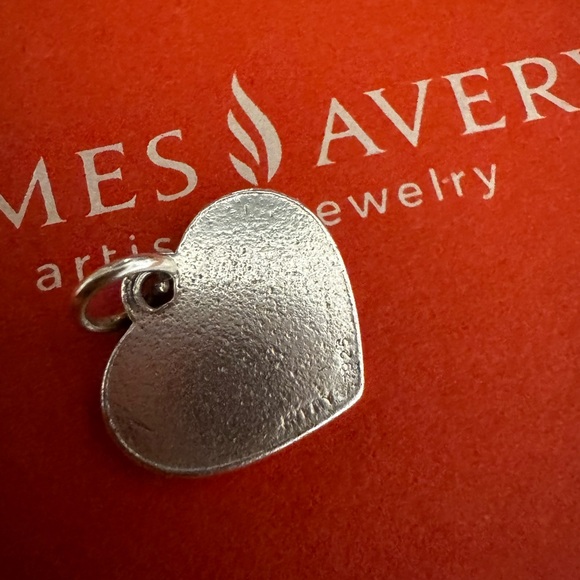 Avery Silver Heart Charm 2019 MMAO! - Picture 4 of 4